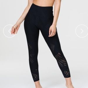 NWT Onzie Selenite High Rise Midi Leggings